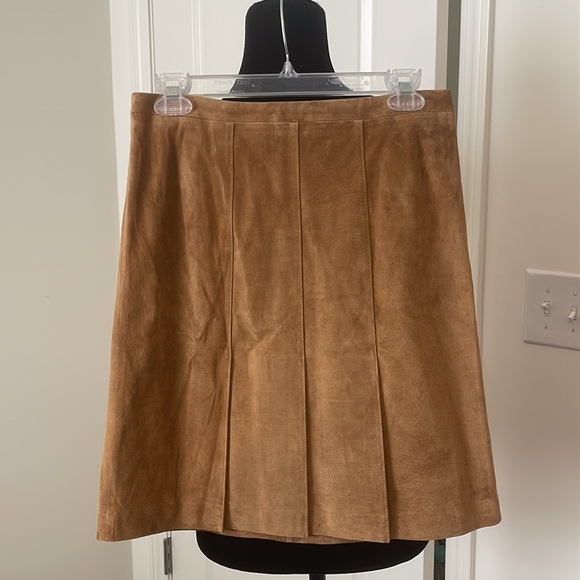 LOFT Vintage 90's 100% Genuine Leather Suede Pleated Academia Skirt Size 2 - Picture 1 of 7